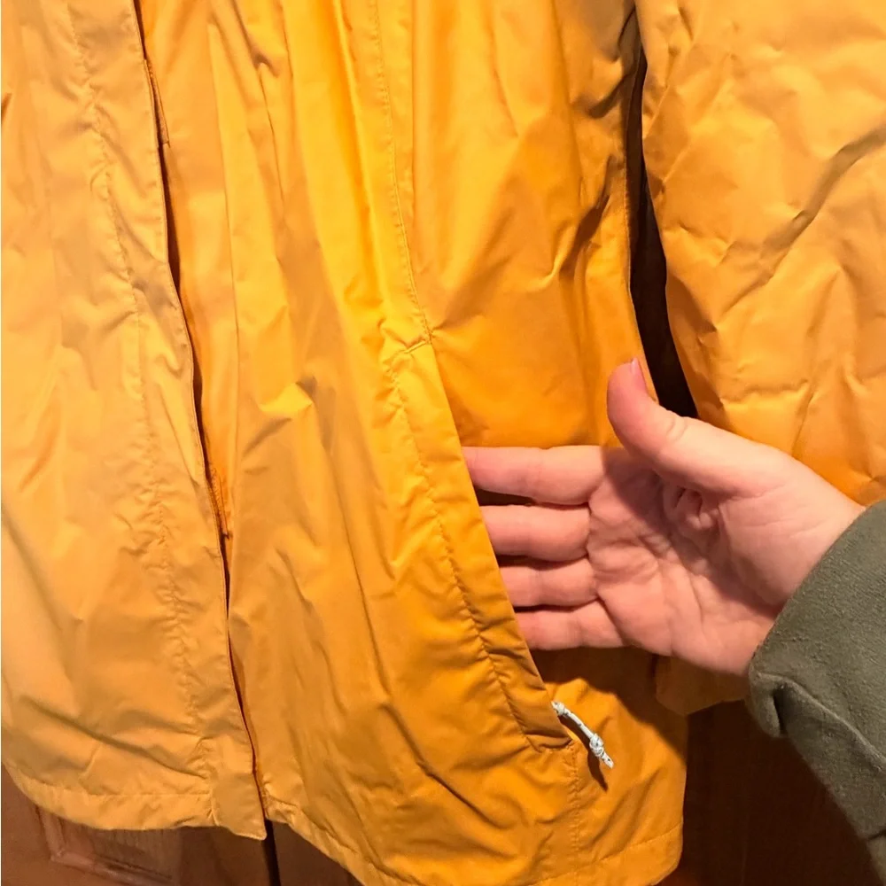 Columbia Bright Yellow Hooded Rain Jacket